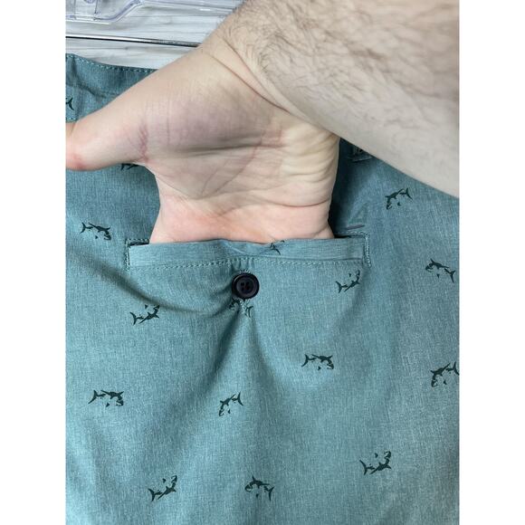 Atlantis WeatherGear Shorts Mens 34 Green Hammerhead Shark Print Stretch Chino - Picture 8 of 11
